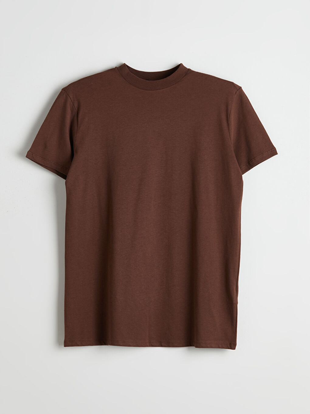 Kahverengi Dik Yaka Kadın Tişört-4