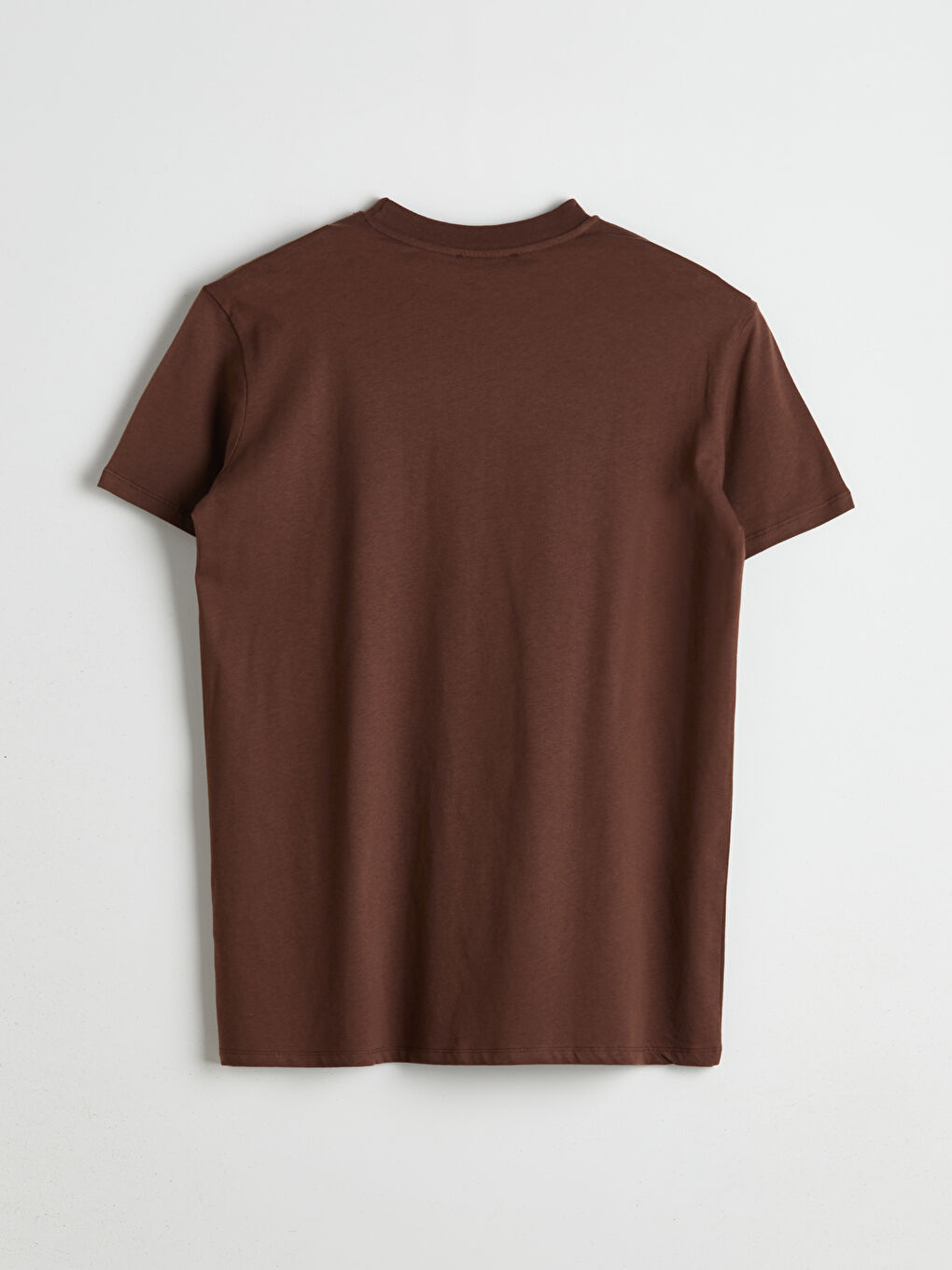 Kahverengi Dik Yaka Kadın Tişört-5