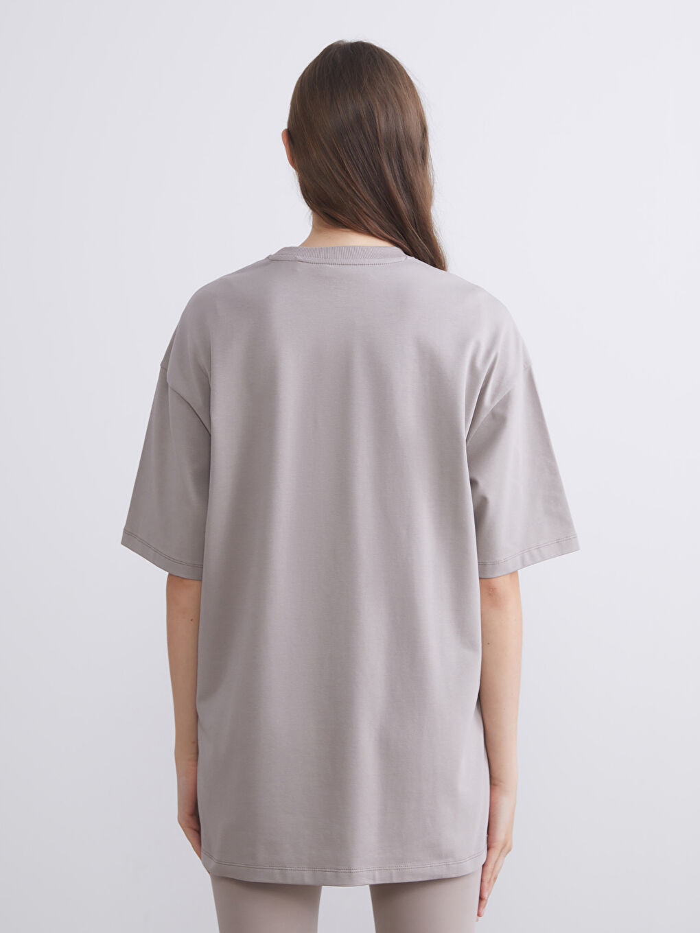 Kahverengi Bisiklet Yaka Kadın Tişört-3