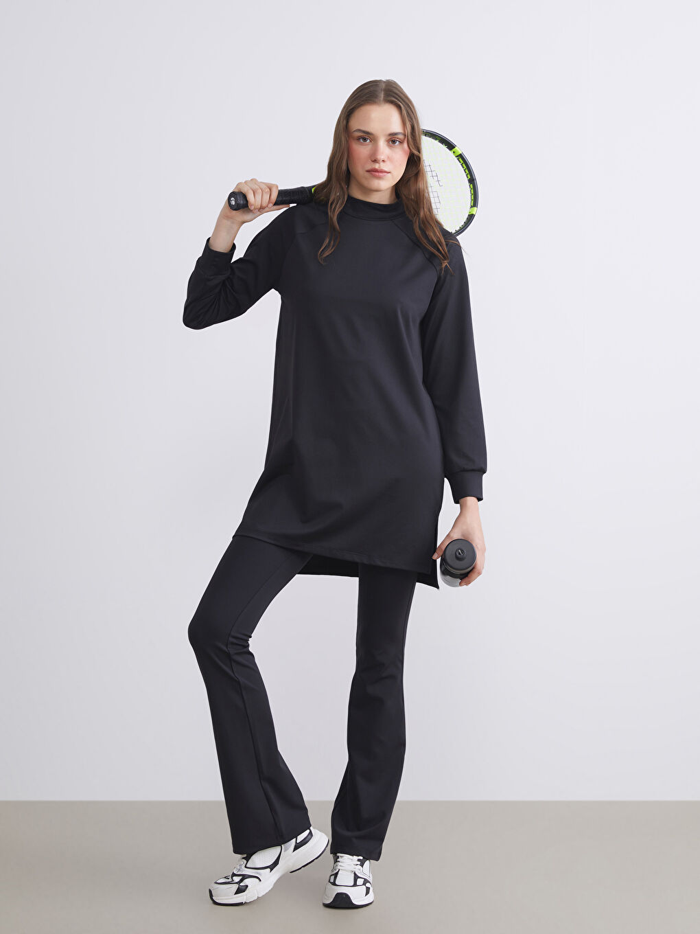 Siyah Dik Yaka Kadın Tunik-1