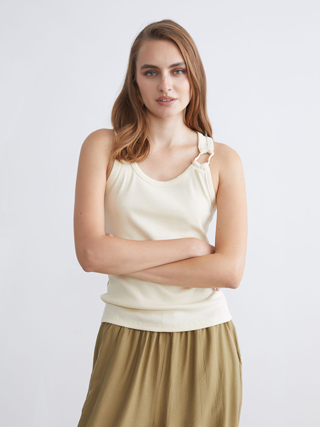 Bej U Yaka Kadın Atlet-1