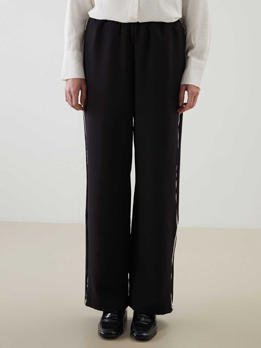 Wide Leg Women Trousers With Elastic Waist -S5OM39Z8-CVL