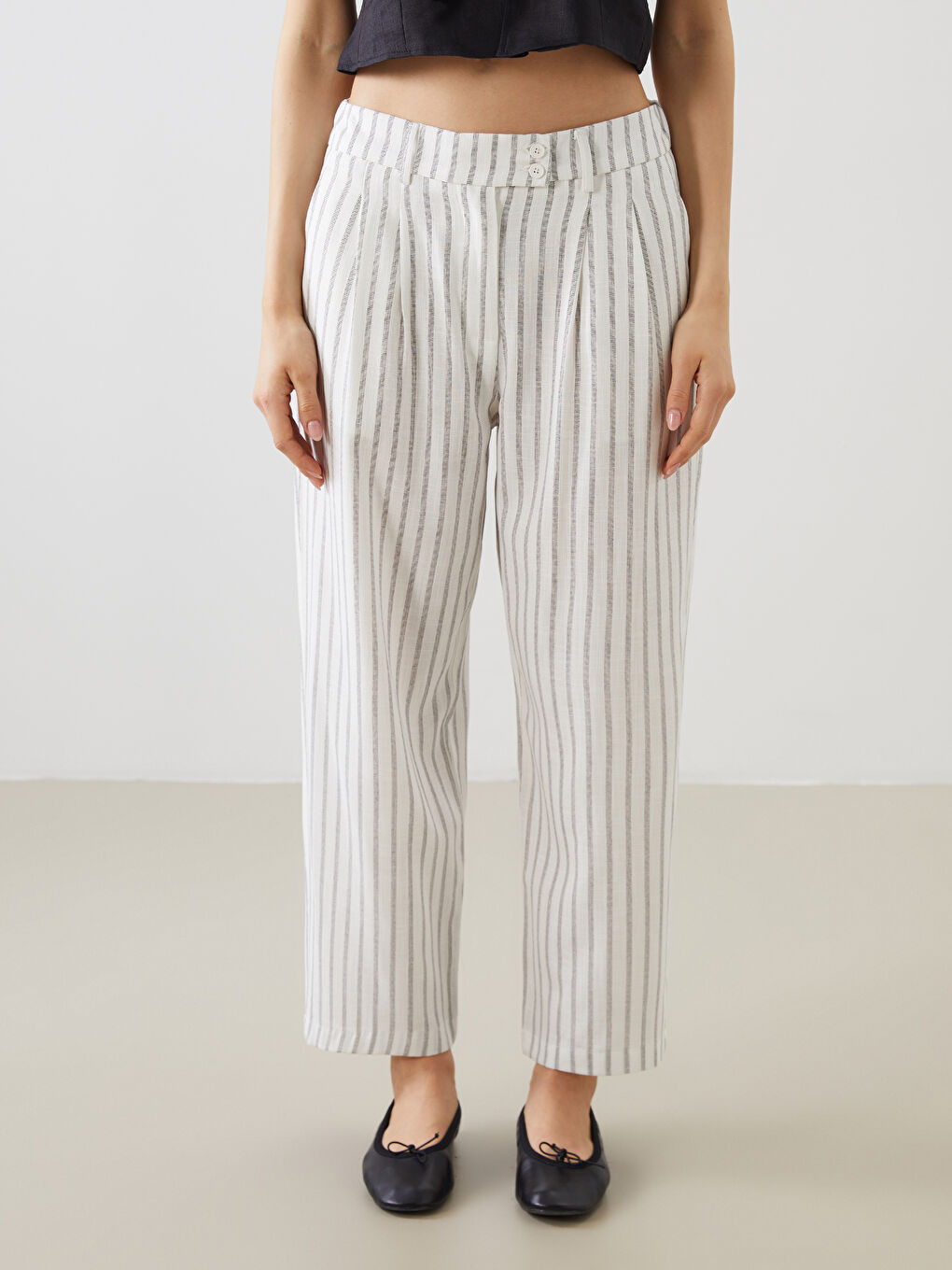 Siyah Beli Lastikli Çizgili Kadın Pantolon-1