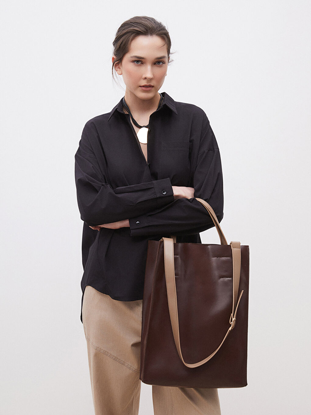 Kahverengi Deri Görünümlü Kadın Kol Çantası