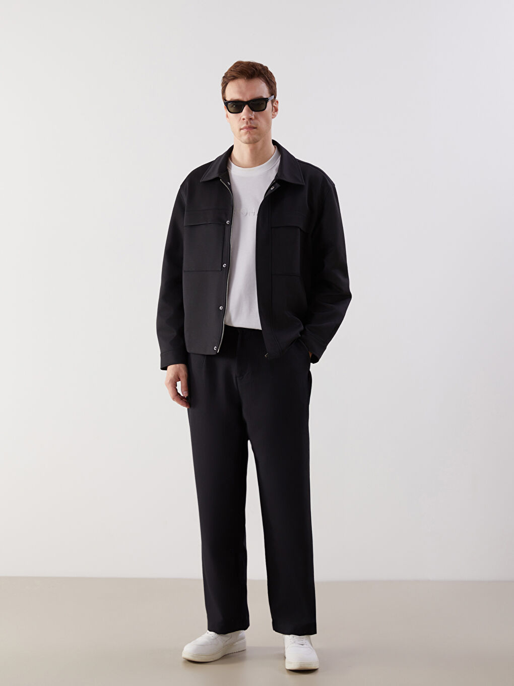 Siyah Rahat Kalıp Gömlek Yaka Erkek Mont-1