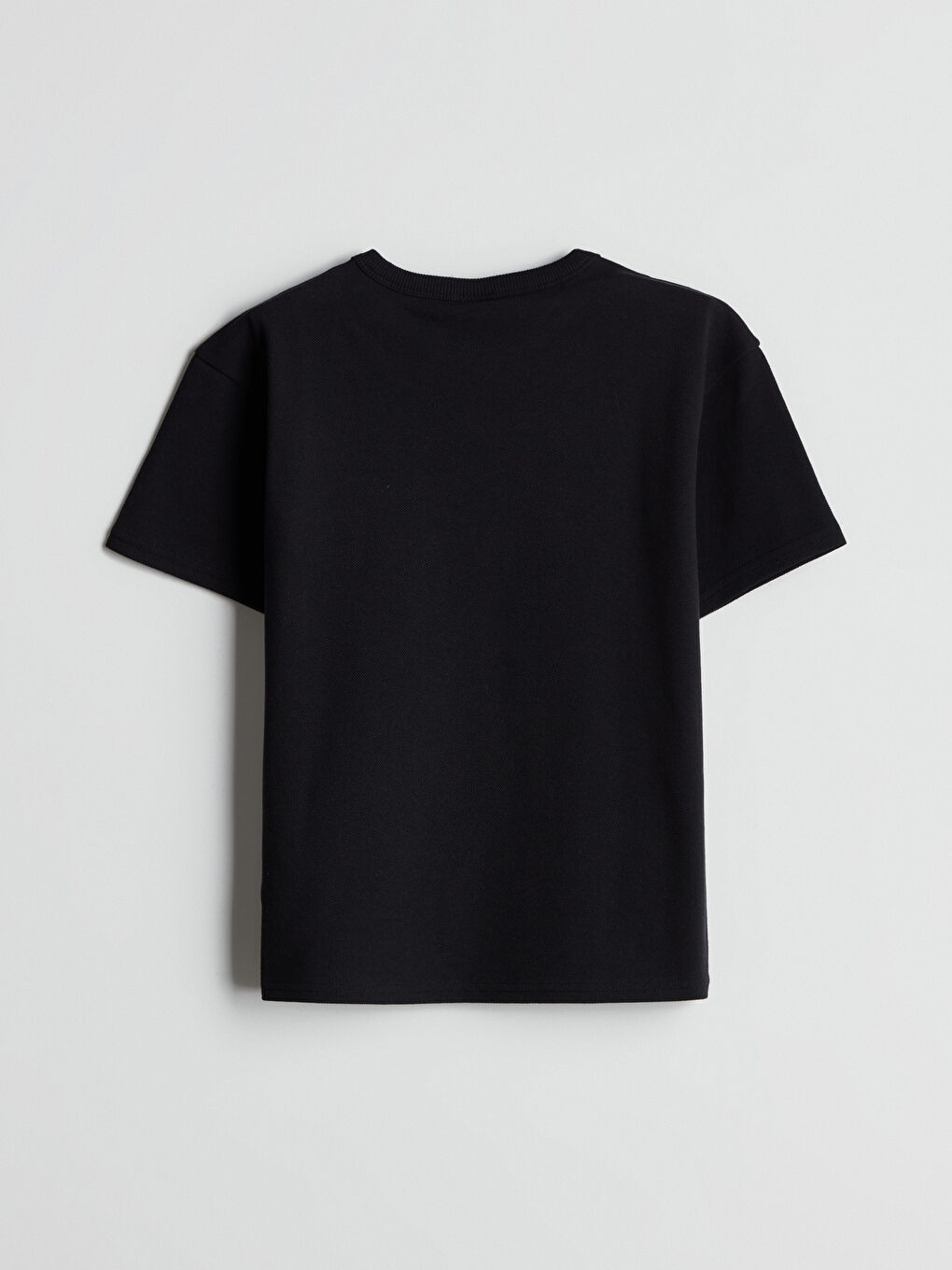 Siyah Bisiklet Yaka Erkek Çocuk Tişört-1