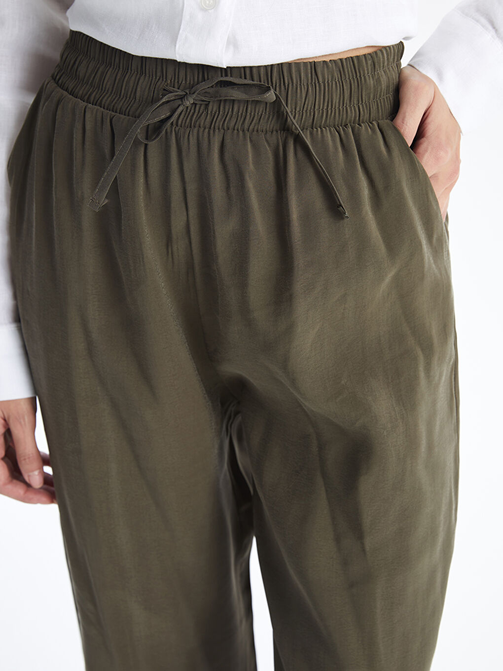 Yeşil Beli Lastikli Keten Görünümlü Kadın Pantolon-1