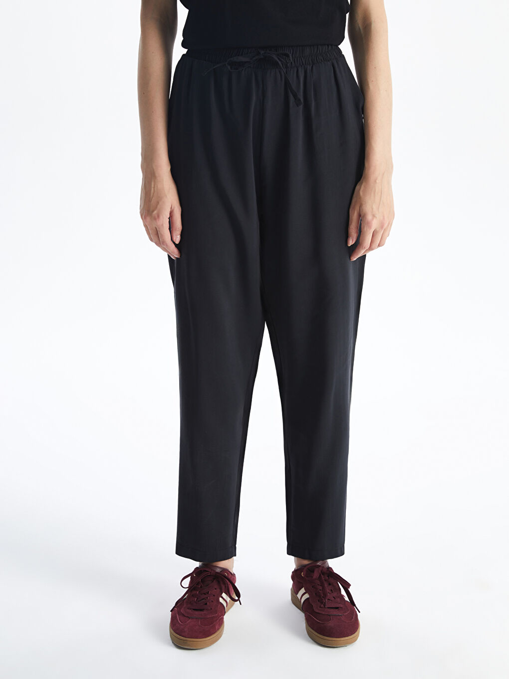 Siyah Beli Lastikli Keten Görünümlü Kadın Pantolon-1