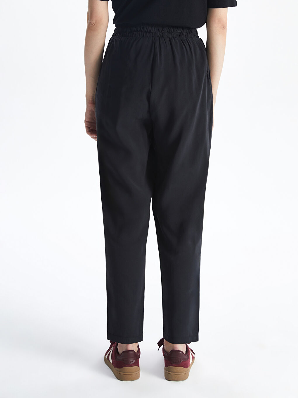 Siyah Beli Lastikli Keten Görünümlü Kadın Pantolon-3