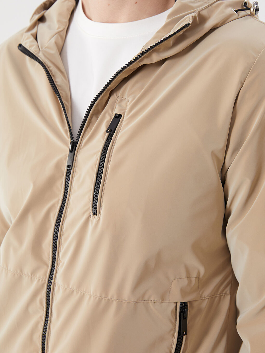 Gri Standart Kalıp Kapüşonlu Erkek Mont-3