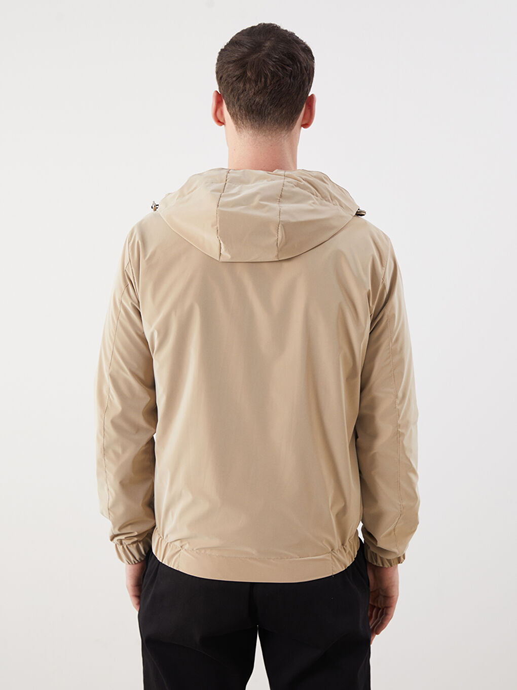 Gri Standart Kalıp Kapüşonlu Erkek Mont-4