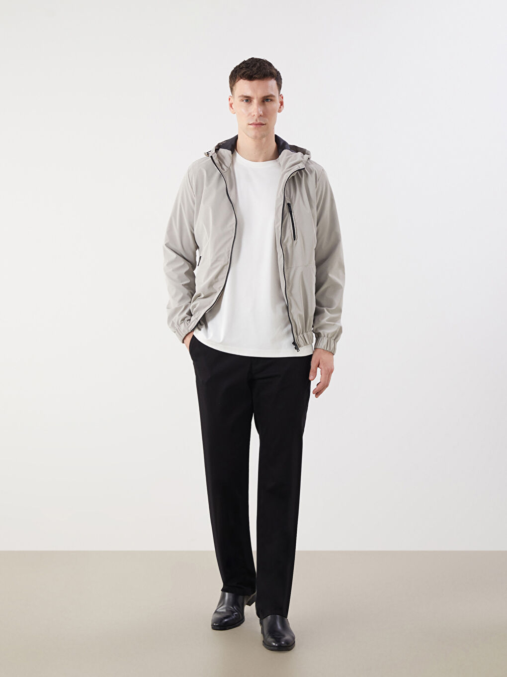 Bej Standart Kalıp Kapüşonlu Erkek Mont-1