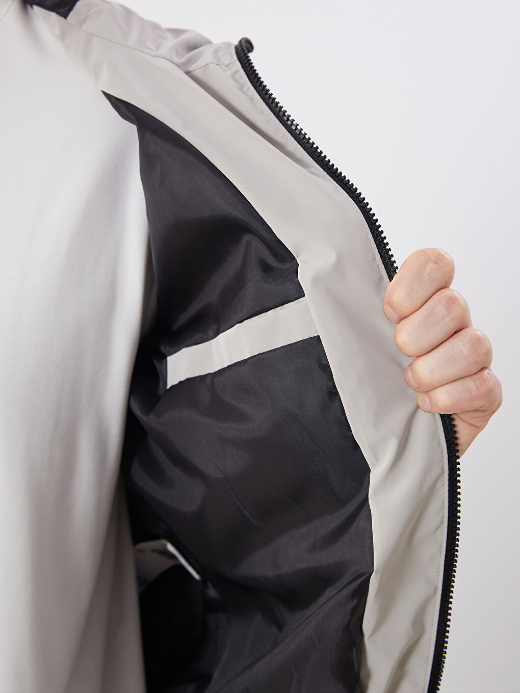 Bej Standart Kalıp Kapüşonlu Erkek Mont-2