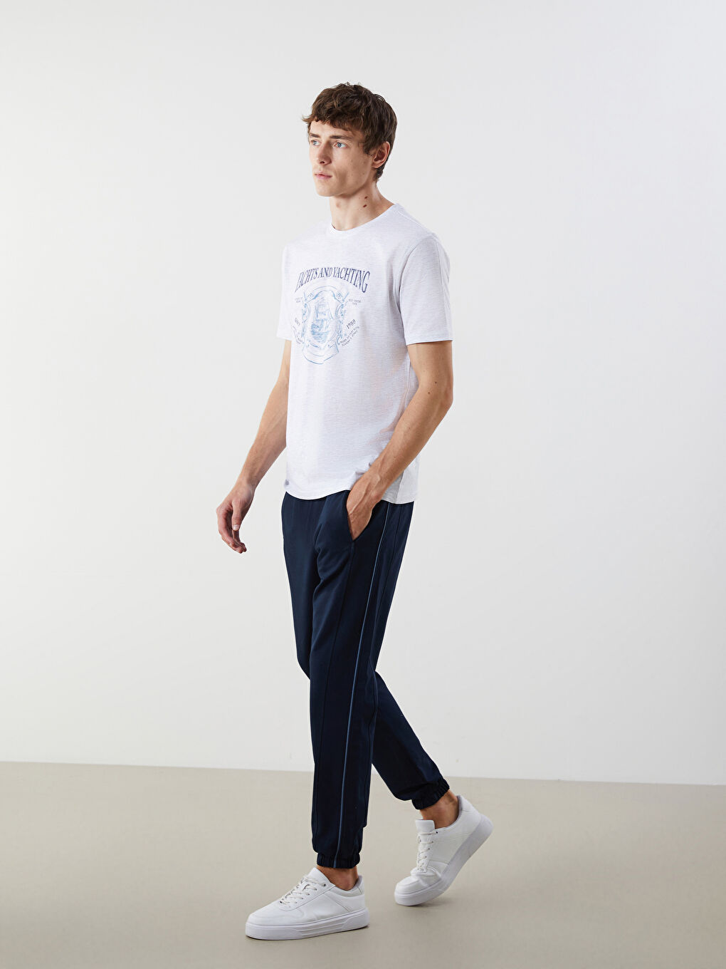 بنطال رياضي بقصة عادية رجال