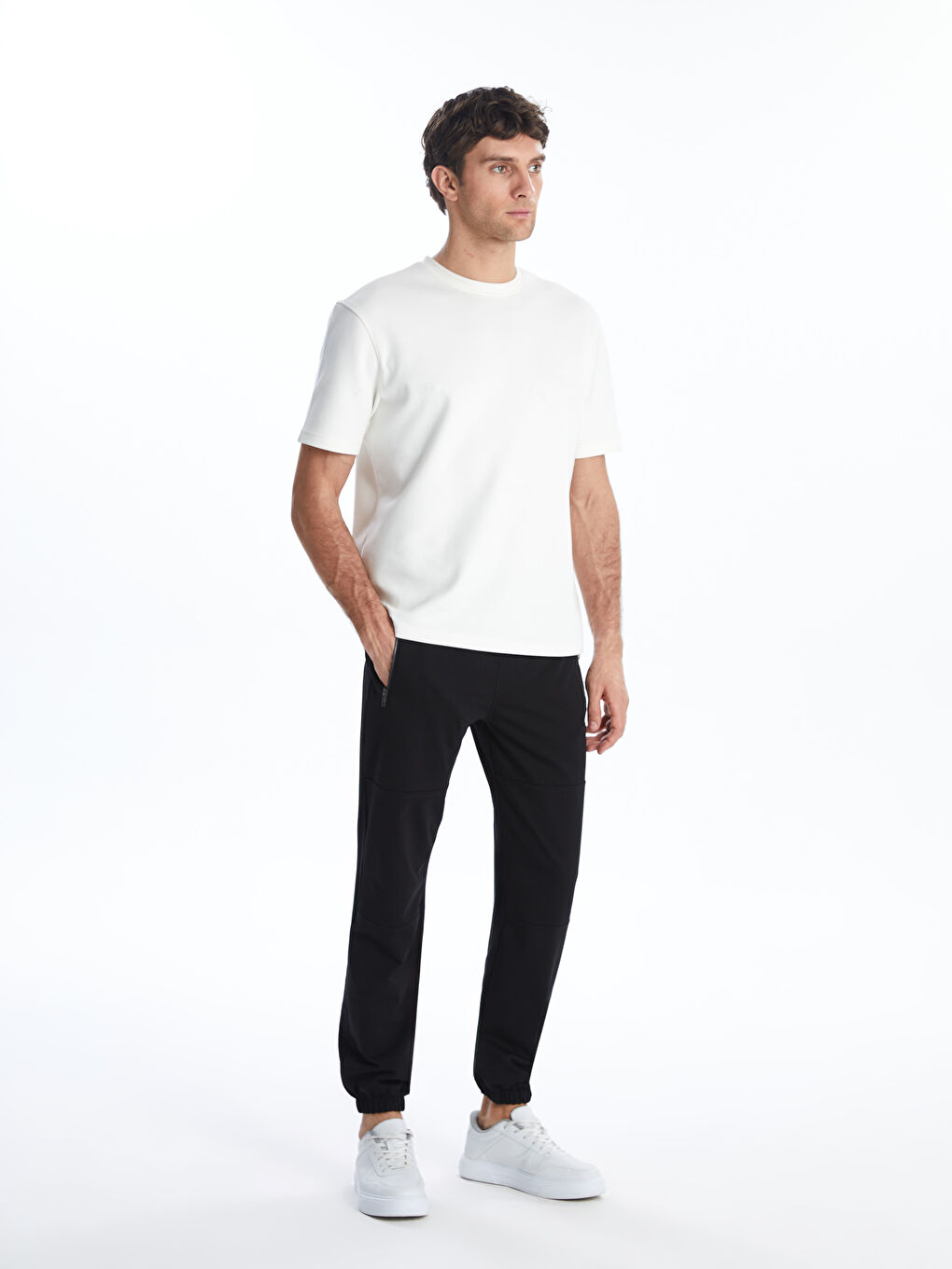 Siyah Standart Kalıp Erkek Jogger Eşofman Altı