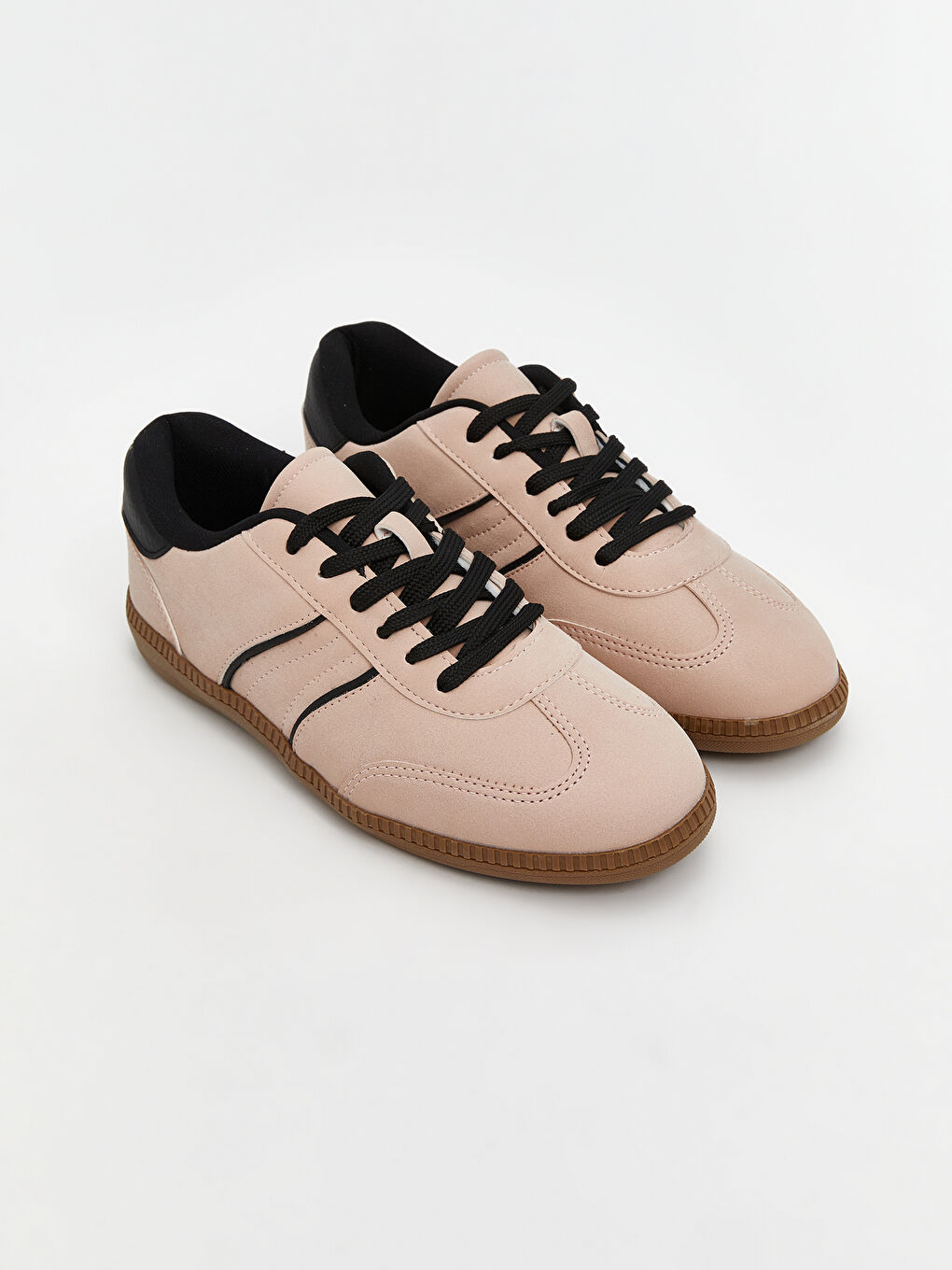 Pembe Bağcıklı Kadın Spor Ayakkabı