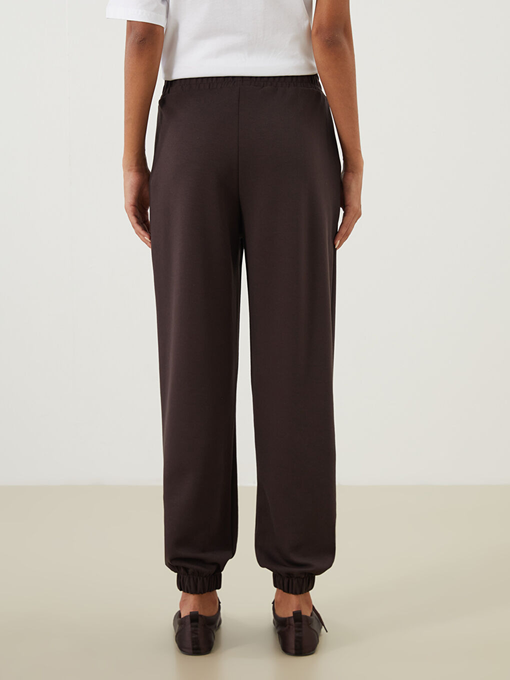 Kahverengi Beli Lastikli Kadın Jogger Eşofman Altı-3