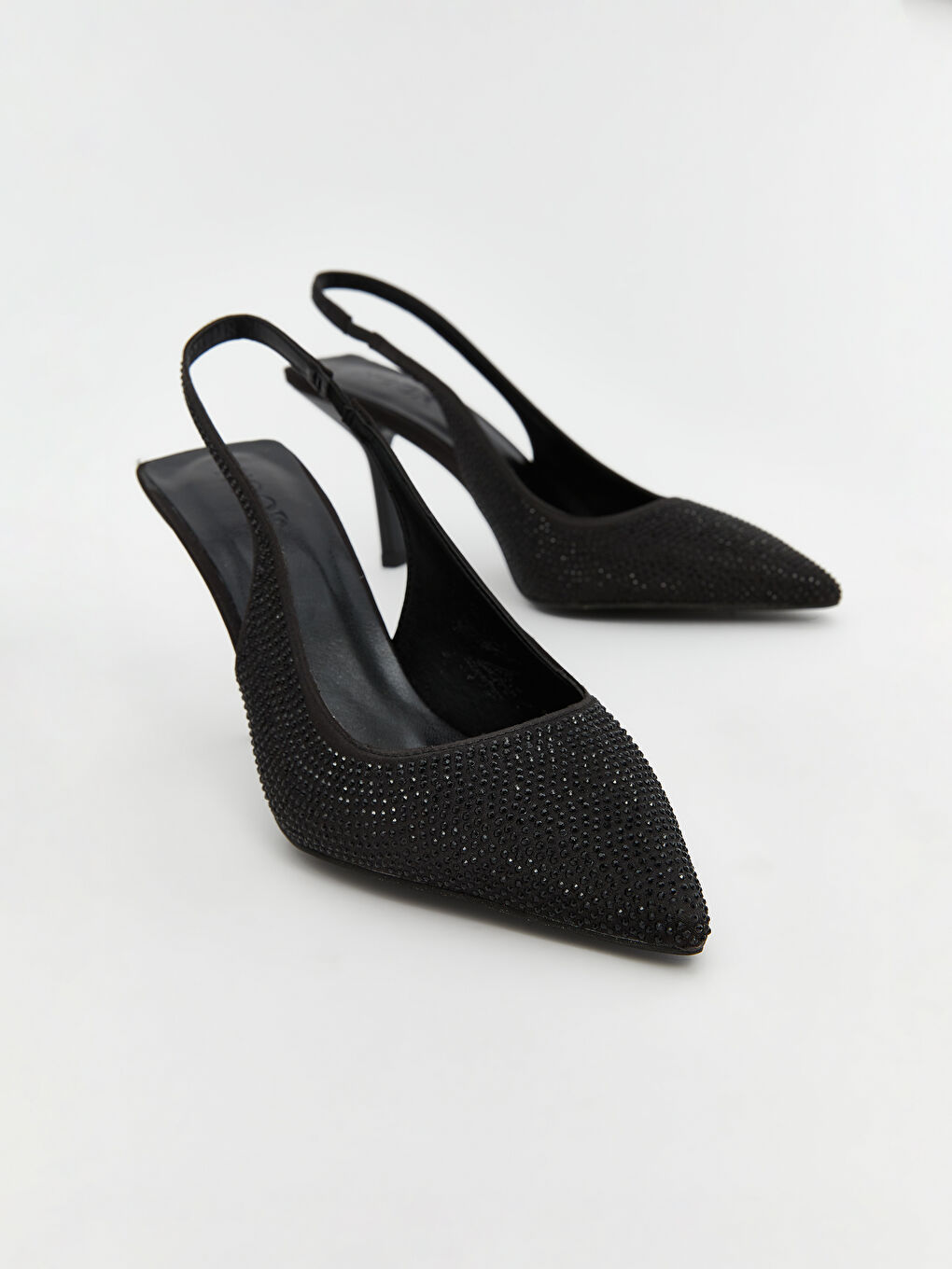 Siyah Taşlı Sivri Burun Kadın Topuklu Ayakkabı-2