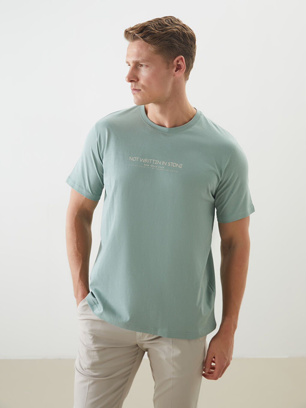 LCWAIKIKI Classic Crew Neck Printed Jersey Men's T-Shirt -S5OQ85Z8-RYR