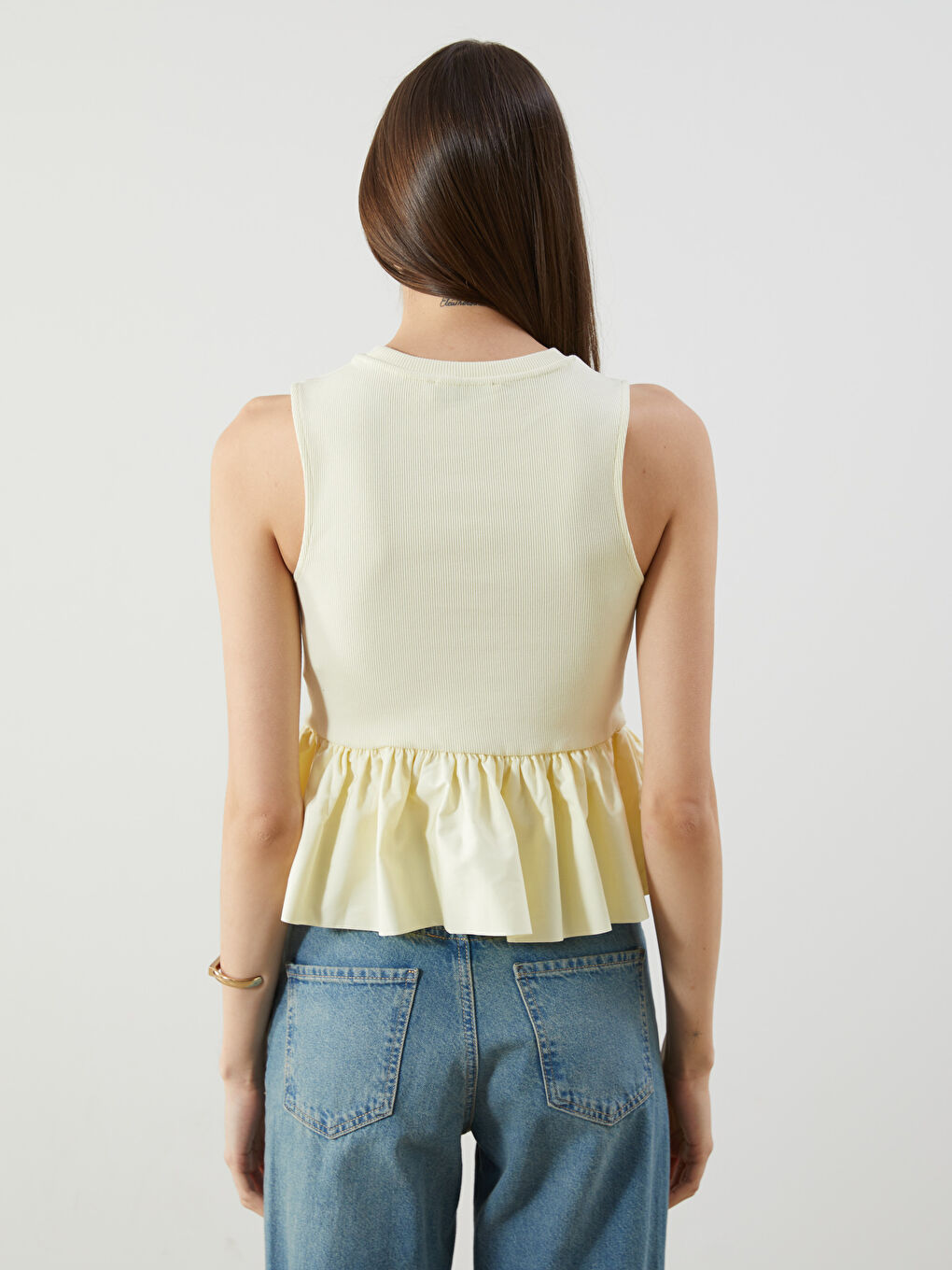 Crew Neck Ruffled Blouse -S5OR56Z8-FDR