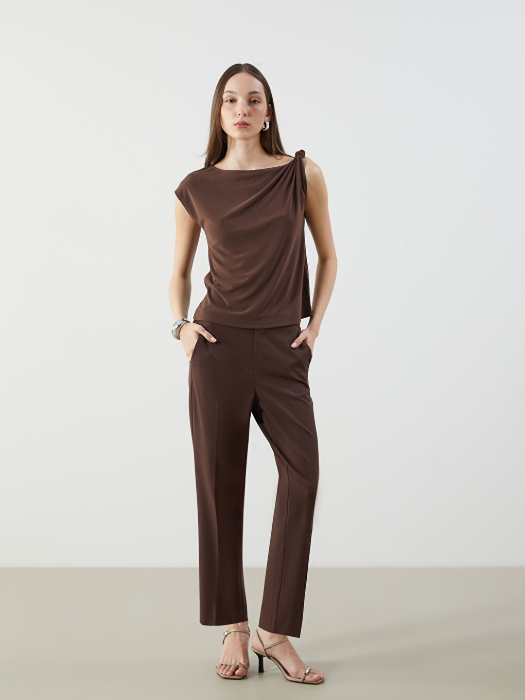 LCW Vision Elasticated Waist Regular Fit Women's Trousers -S5OR86Z8-ZJS