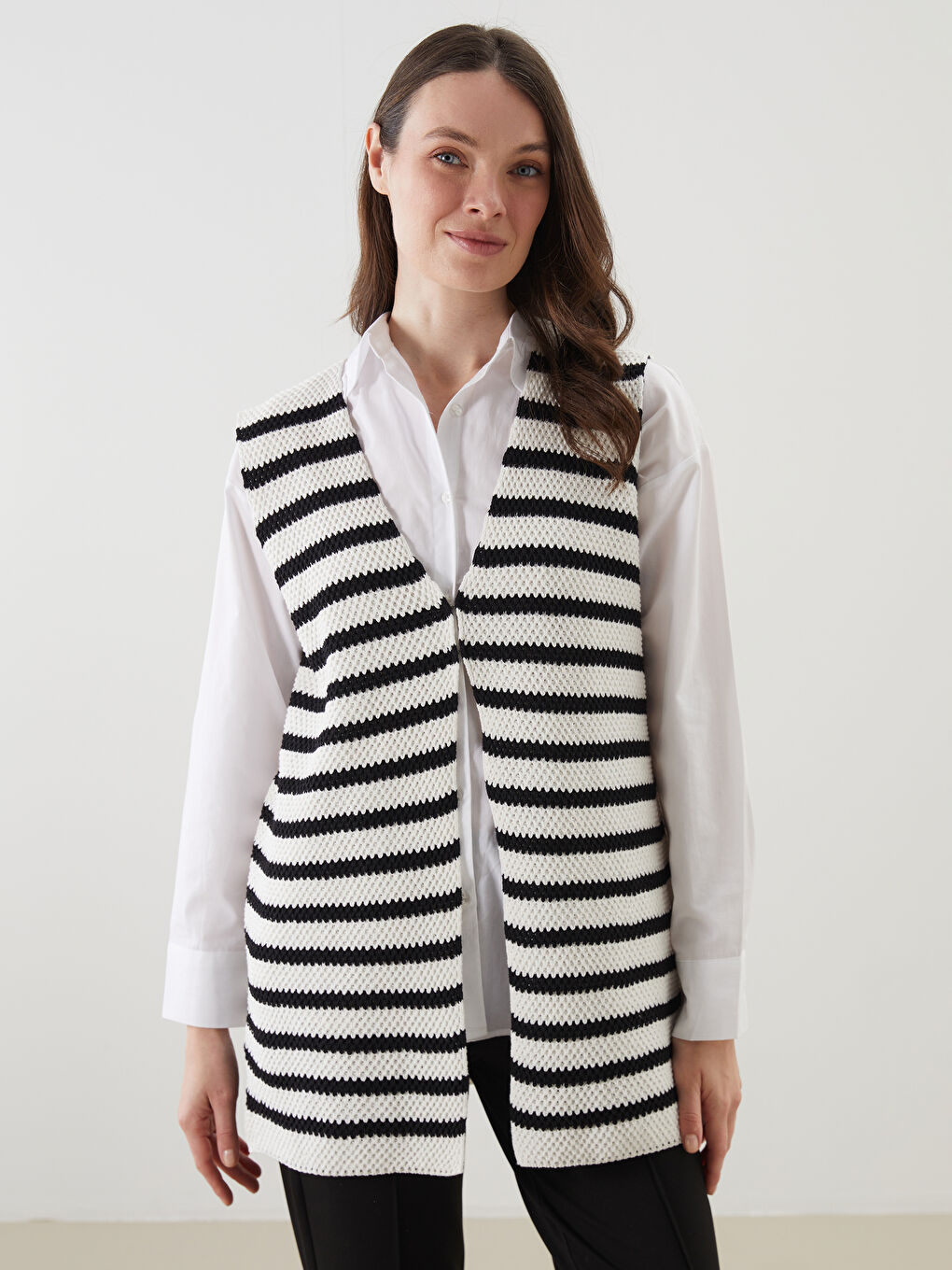 V-Neck Striped Women's Knitwear Vest -S5OS24Z8-LEG
