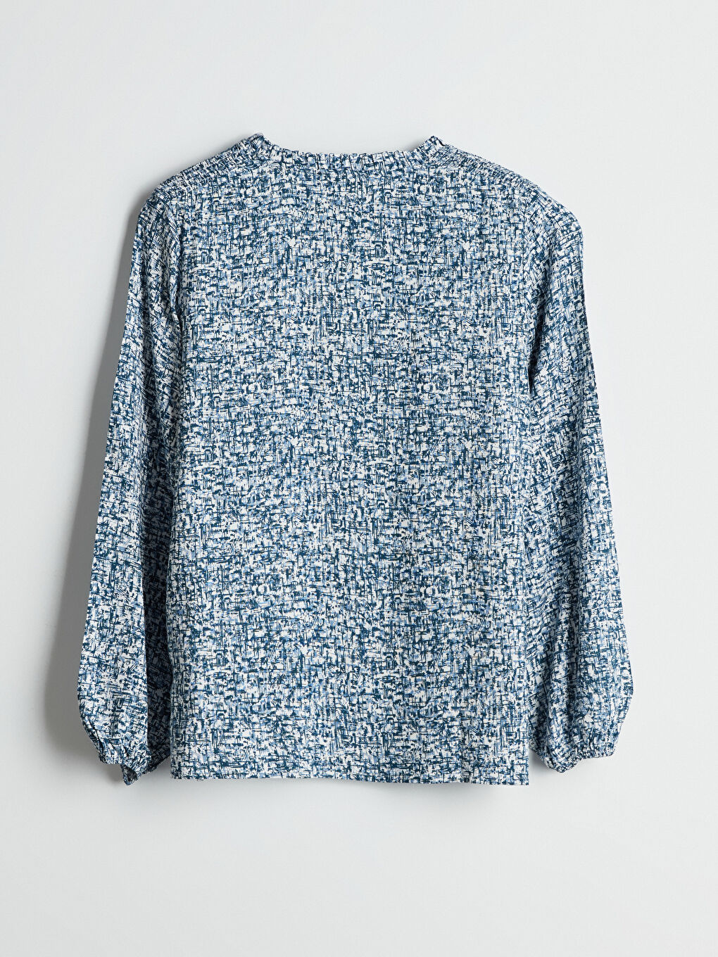 İndigo Bağlamalı Yaka Desenli Kadın Bluz-5