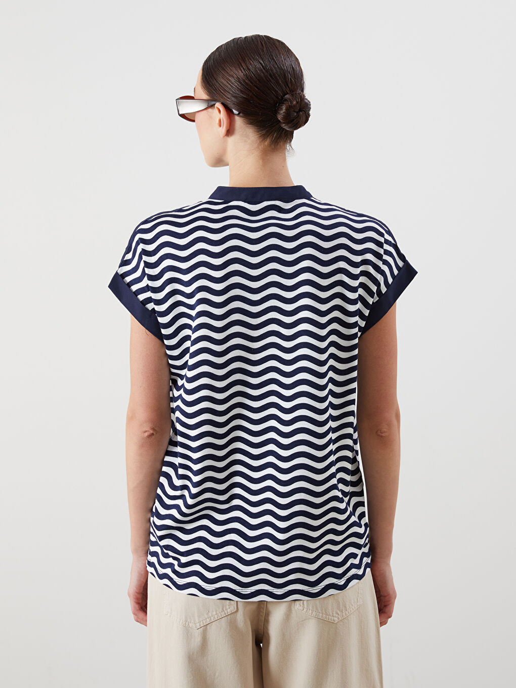 Lacivert Kaçık Yaka Çizgili Bluz-3