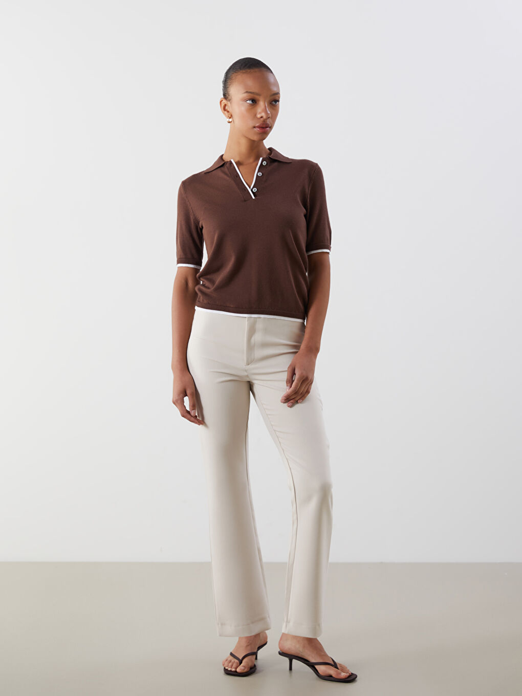 Bej Dar Fit İspanyol Paça Kadın Pantolon