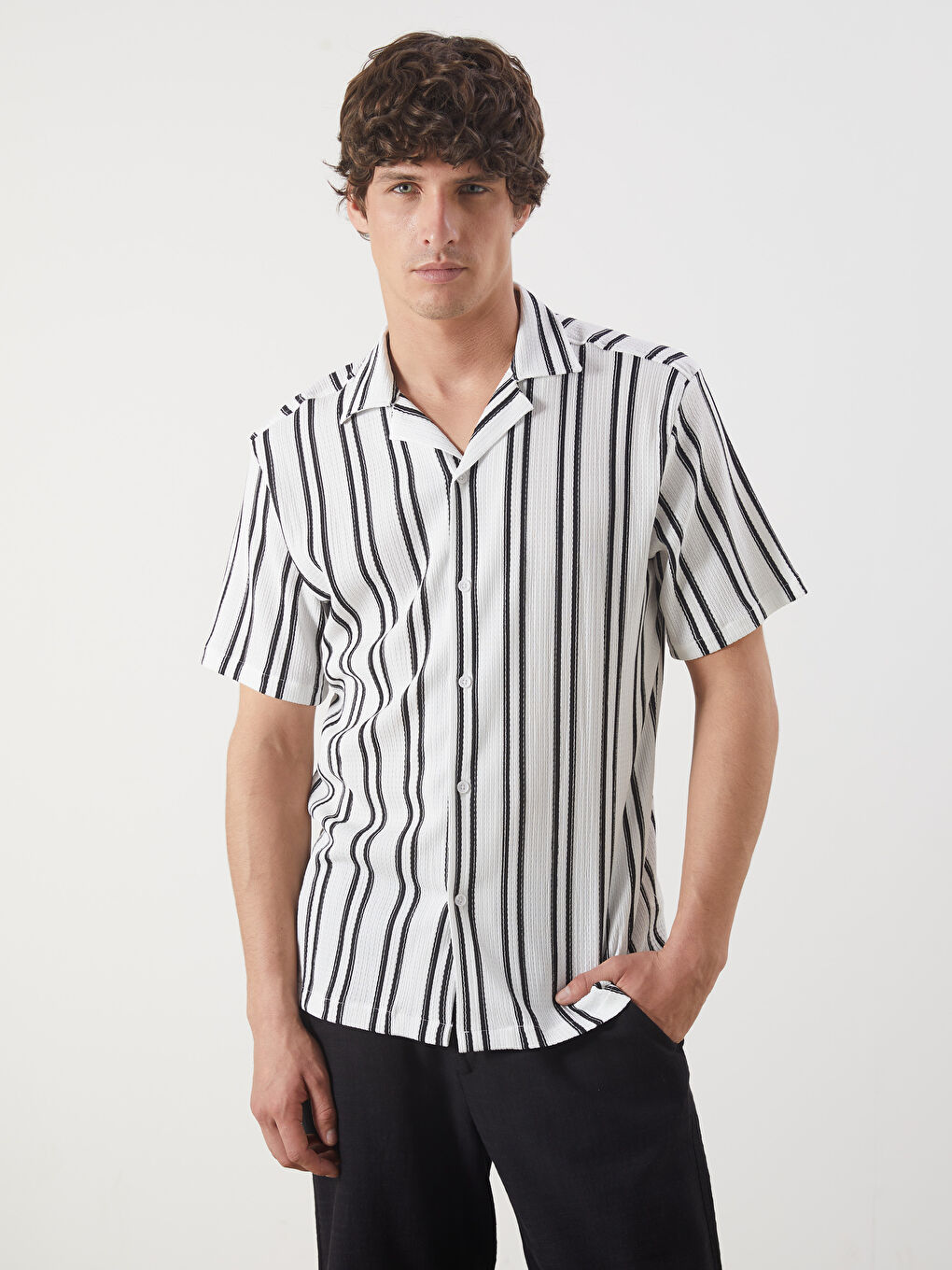 Regular Fit Short Sleeve Dobby Men's Shirt -S5OS83Z8-LEG