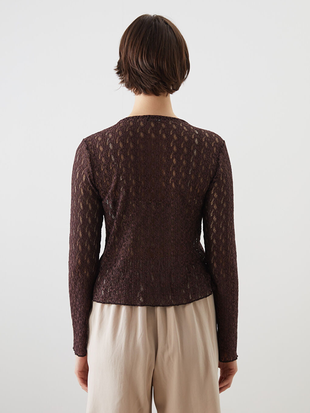 Kahverengi Bağlamalı Yaka Dantelli Kadın Hırka-3