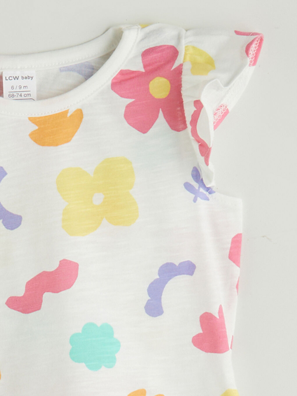 Ekru Bisiklet Yaka Çiçekli Kız Bebek Bluz-1