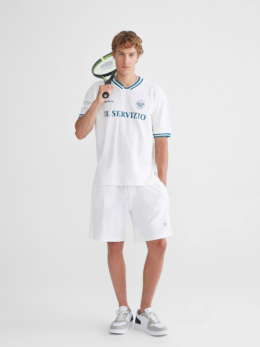 V Neck Printed Men's T-Shirt-2