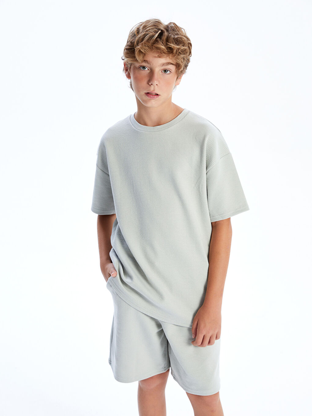 LCW Kids تيشيرت بياقة مستديرة -S5OV74Z4-FLR