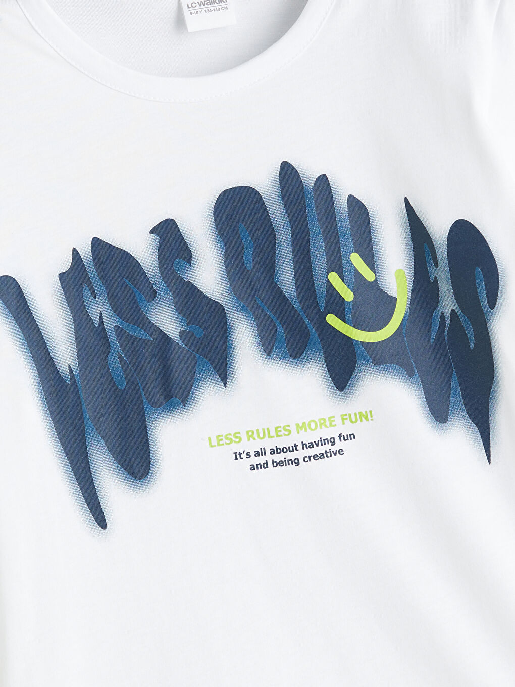 Beyaz Bisiklet Yaka Erkek Çocuk Pijama Üst-1