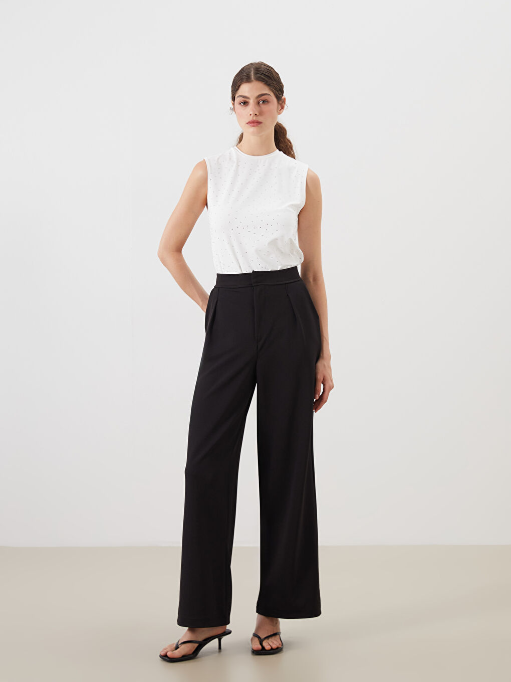 Loose Fit Pleated Women's Trousers -S5P080Z8-CVL