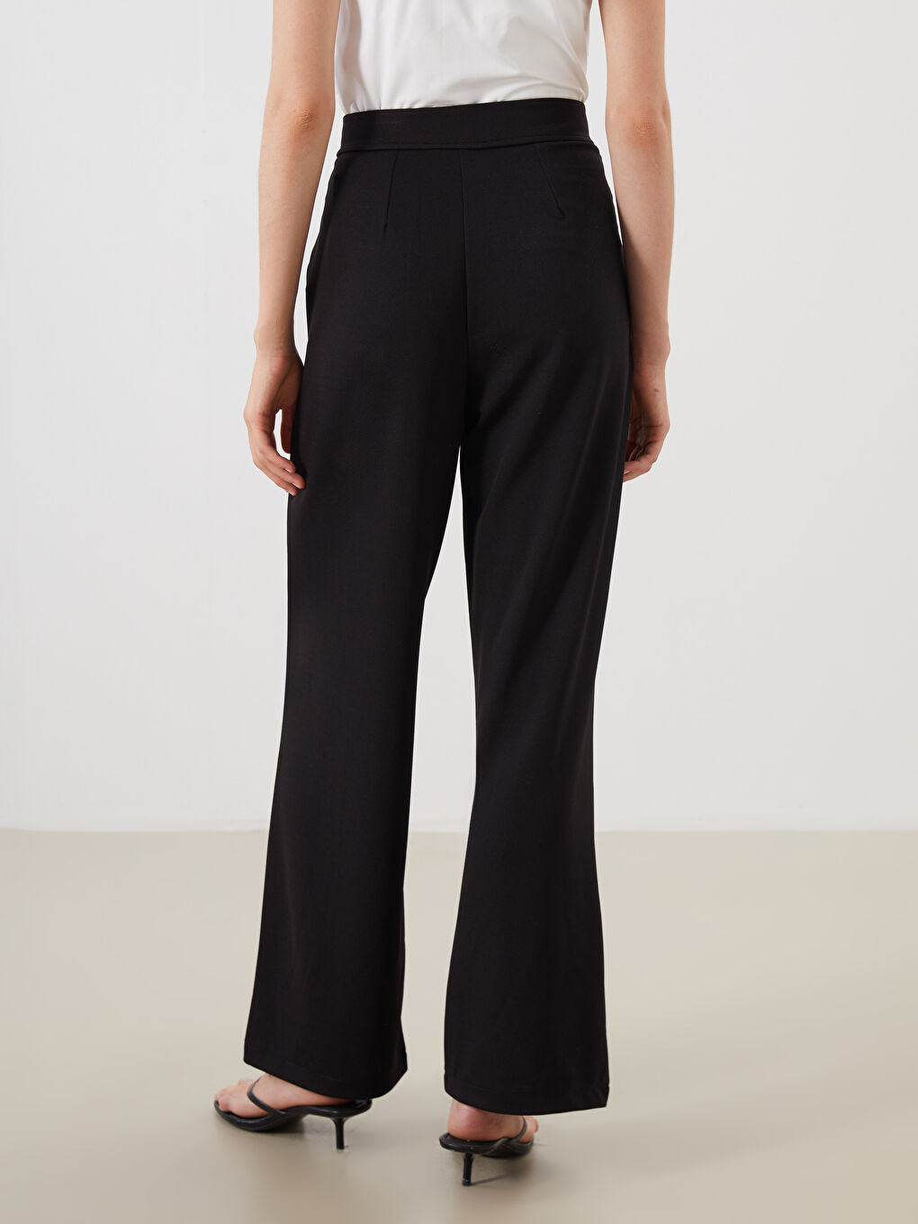 Loose Fit Pleated Women's Trousers -S5P080Z8-CVL