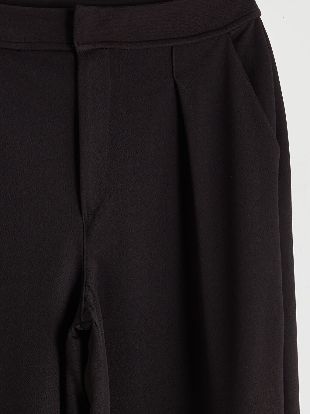 Loose Fit Pleated Women's Trousers -S5P080Z8-CVL