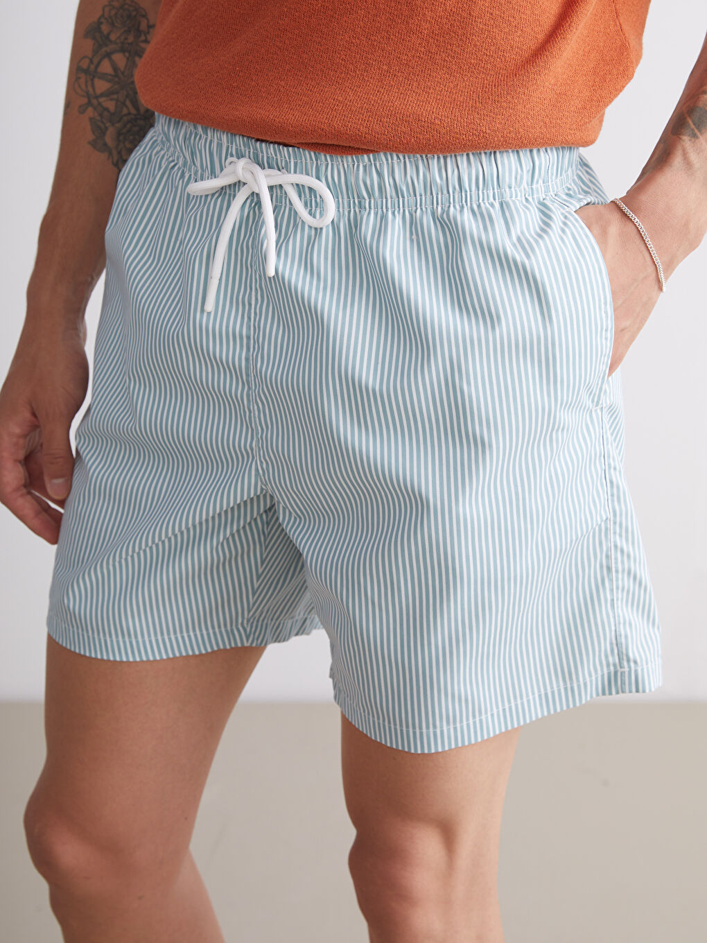 شورت سباحة قصير للرجال-2