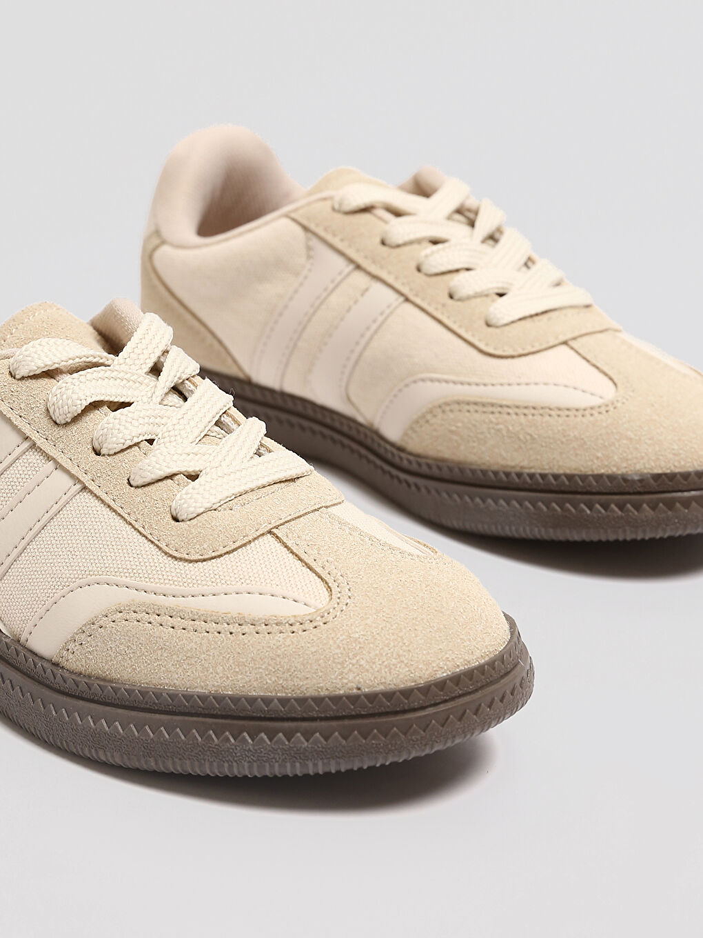 Lace-up Girls' Sneakers-4