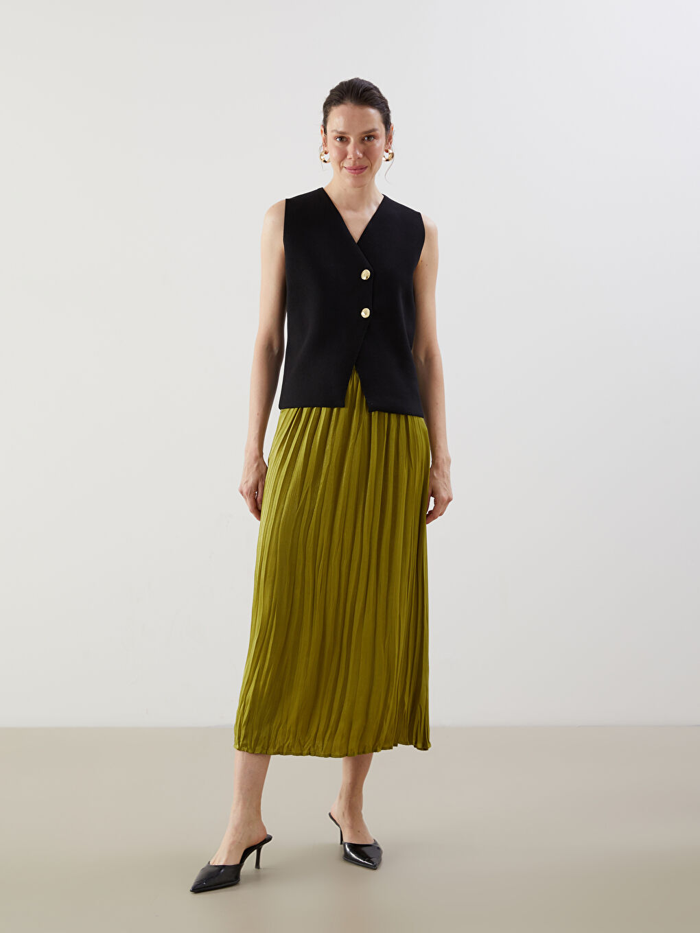 Haki Beli Lastikli Pileli Etek