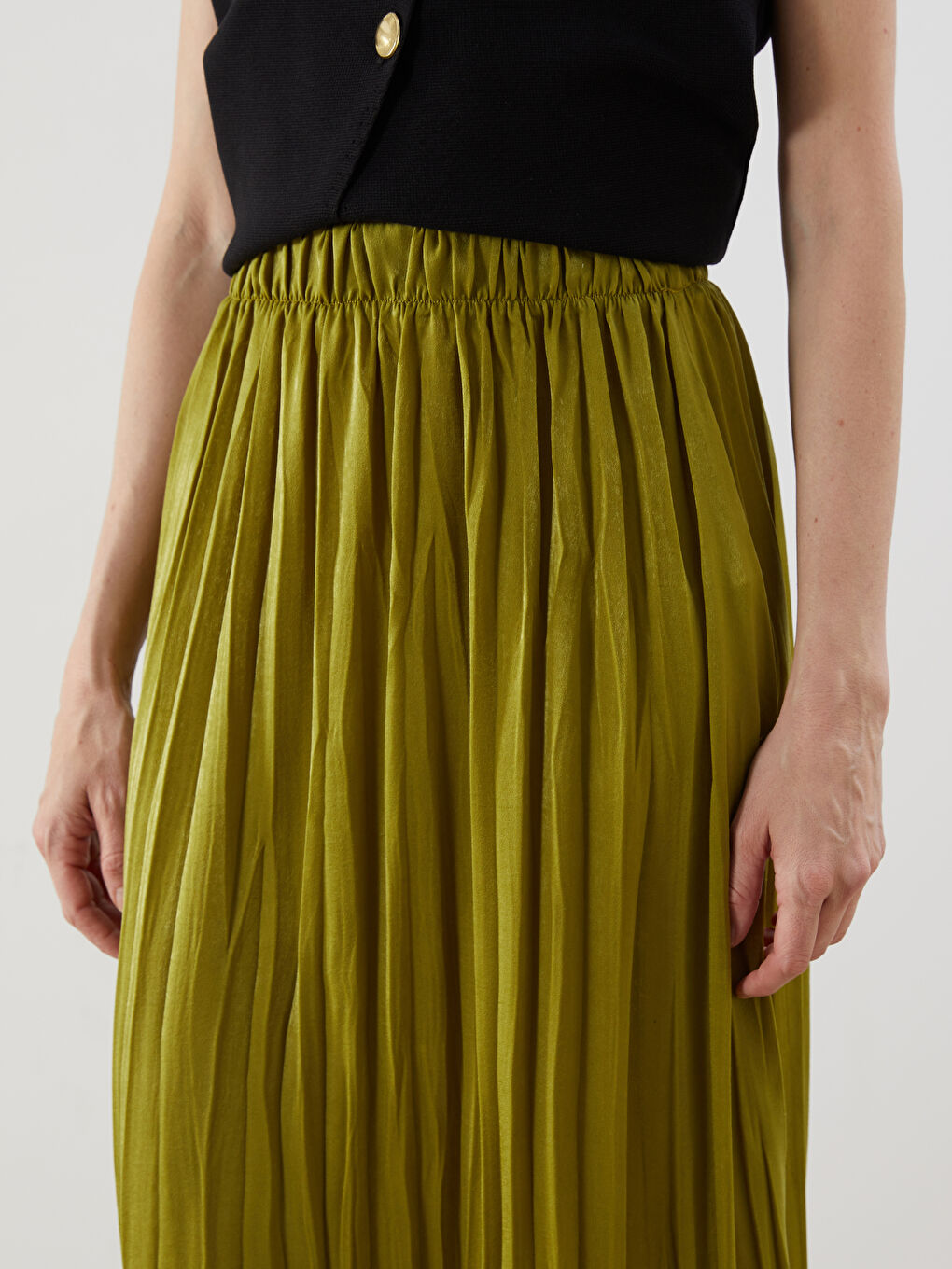 Haki Beli Lastikli Pileli Etek-2