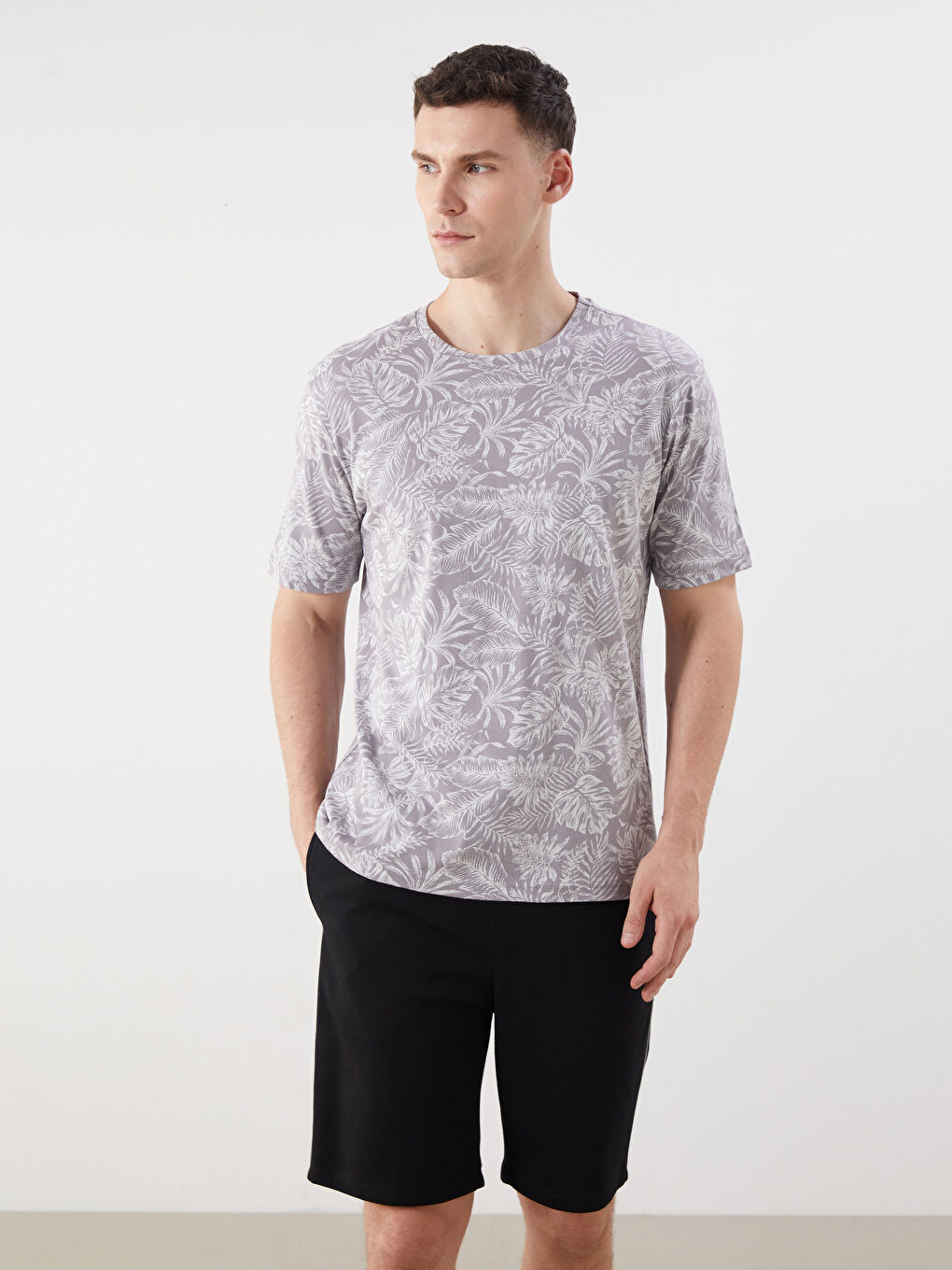 LCWAIKIKI Classic Crew Neck Printed Jersey Men's T-Shirt -S5P202Z8-LQE