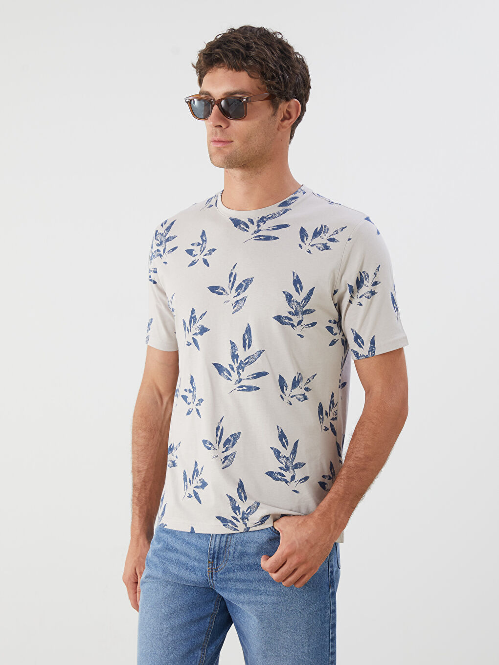 LCWAIKIKI Classic Crew Neck Printed Jersey Men's T-Shirt -S5P204Z8-LQB