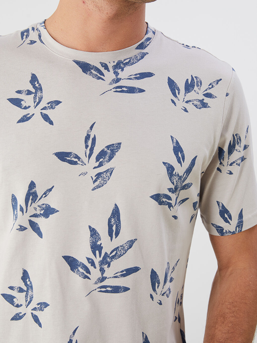 LCWAIKIKI Classic Crew Neck Printed Jersey Men's T-Shirt -S5P204Z8-LQB