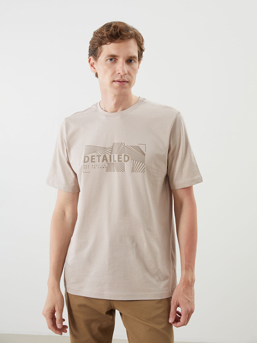 Bej Bisiklet Yaka Baskılı Penye Erkek Tişört