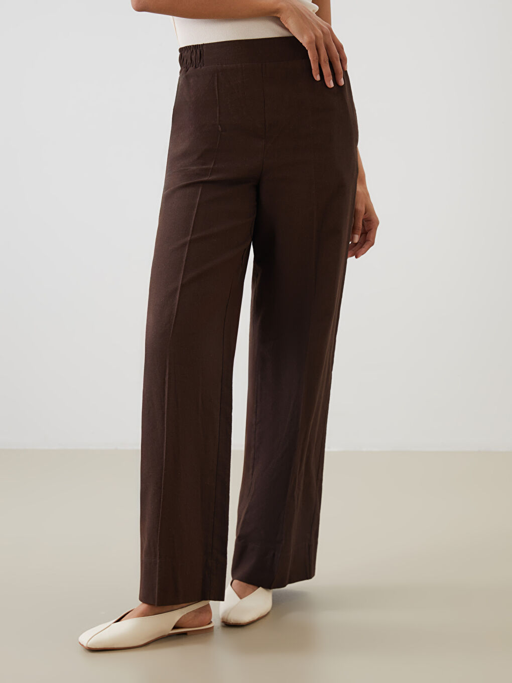 LCW Modest Kahverengi Beli Lastikli Keten Karışımlı Kadın Pantolon - 1