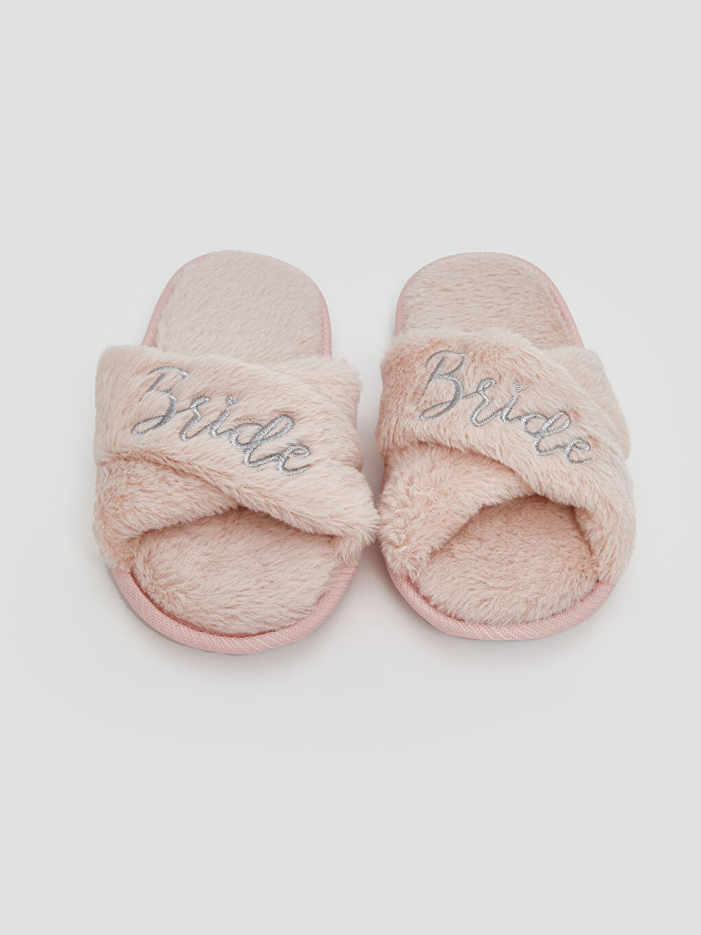 Pembe Barbie Nakışlı Kadın Pelüş Ev Terliği-2