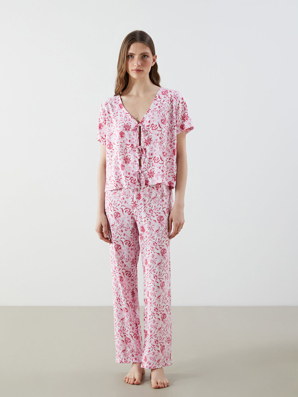 V-Neck Patterned Women's Pajamas Set -S5P474Z8-LRA