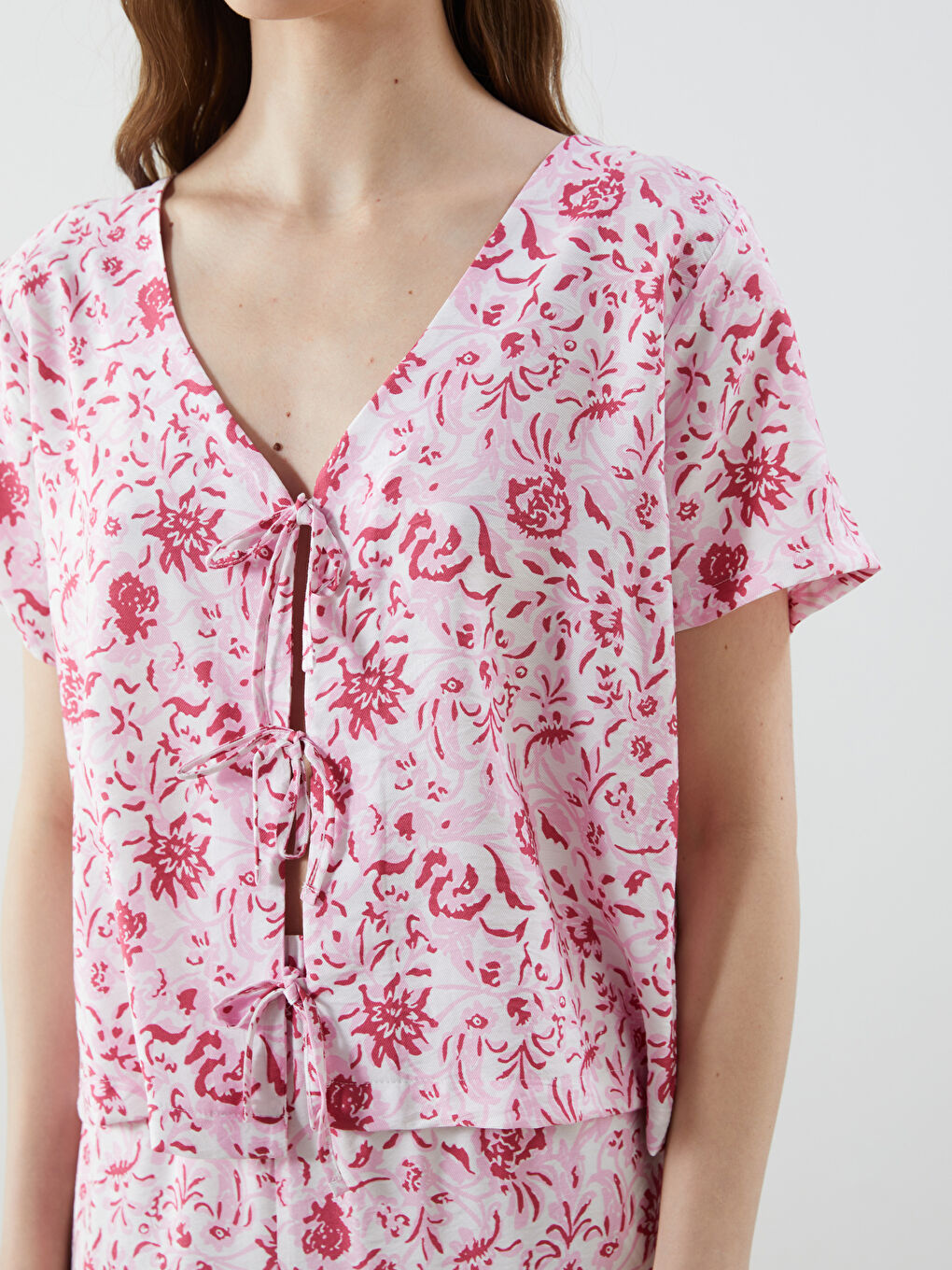 V-Neck Patterned Women's Pajamas Set -S5P474Z8-LRA